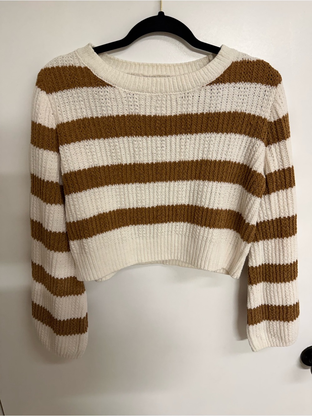 Francesa’s Striped Cropped Knit Sweater - Cream & Brown